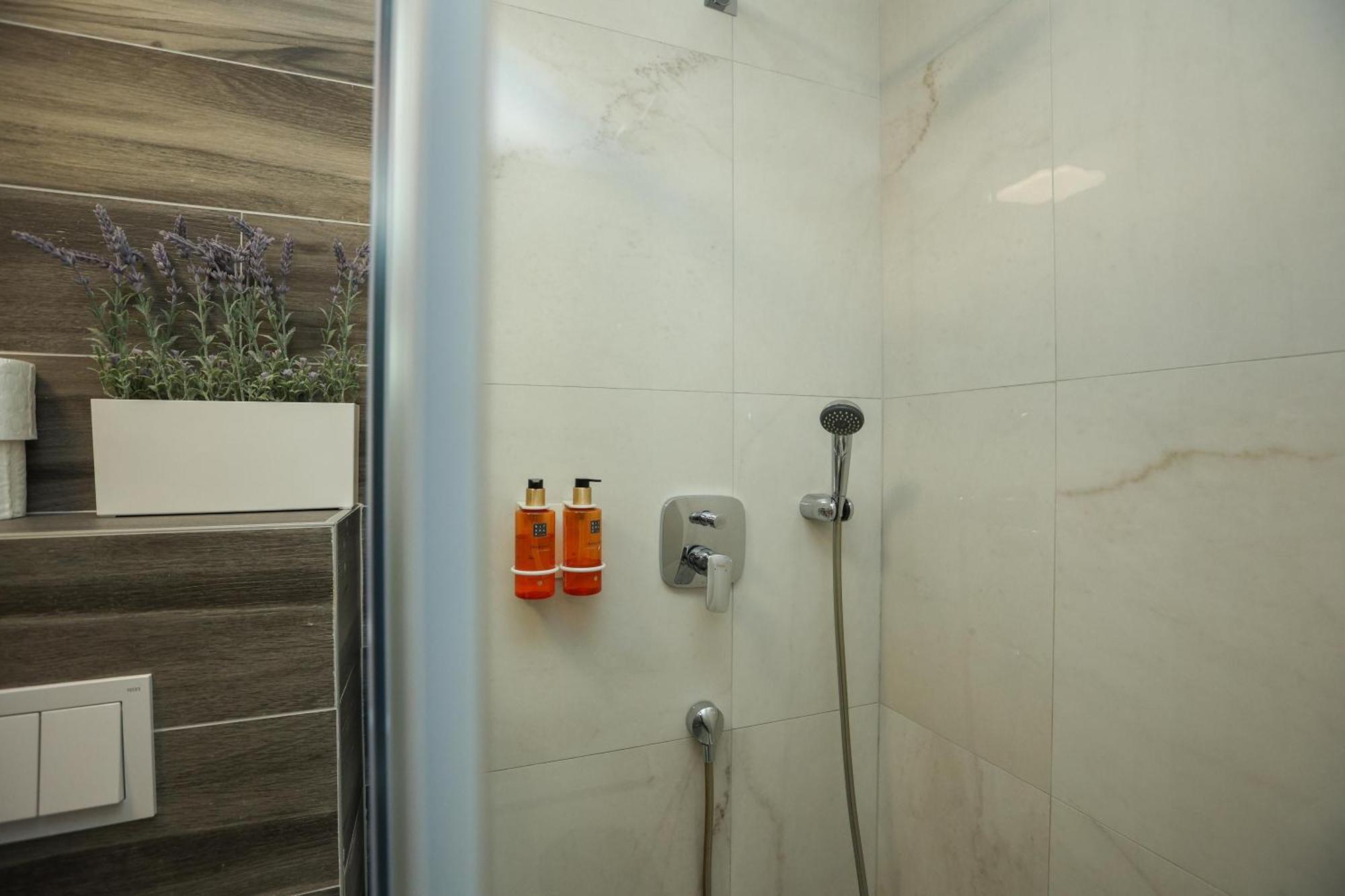 זאדאר Km Exclusive Apartments מראה חיצוני תמונה